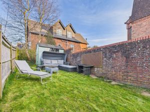 Garden - click for photo gallery
